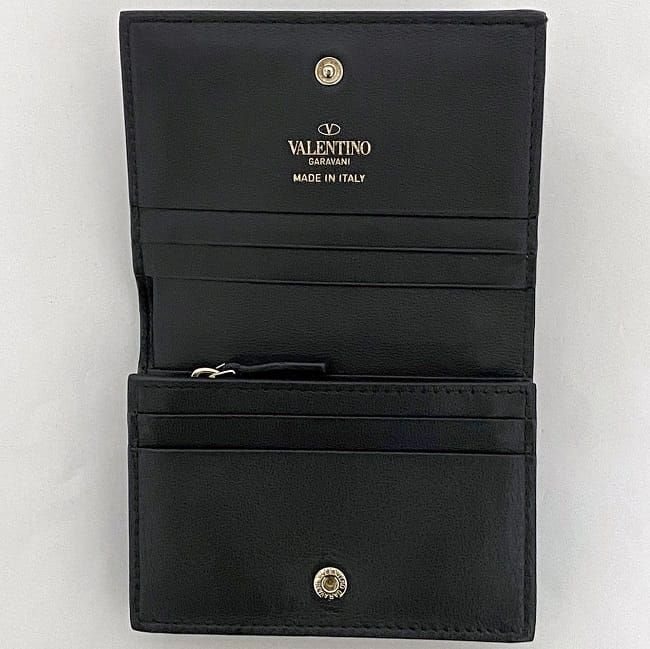 ヴァレンティノ ガラヴァーニ 二つ折り 財布 ブラック ロックスタッズ