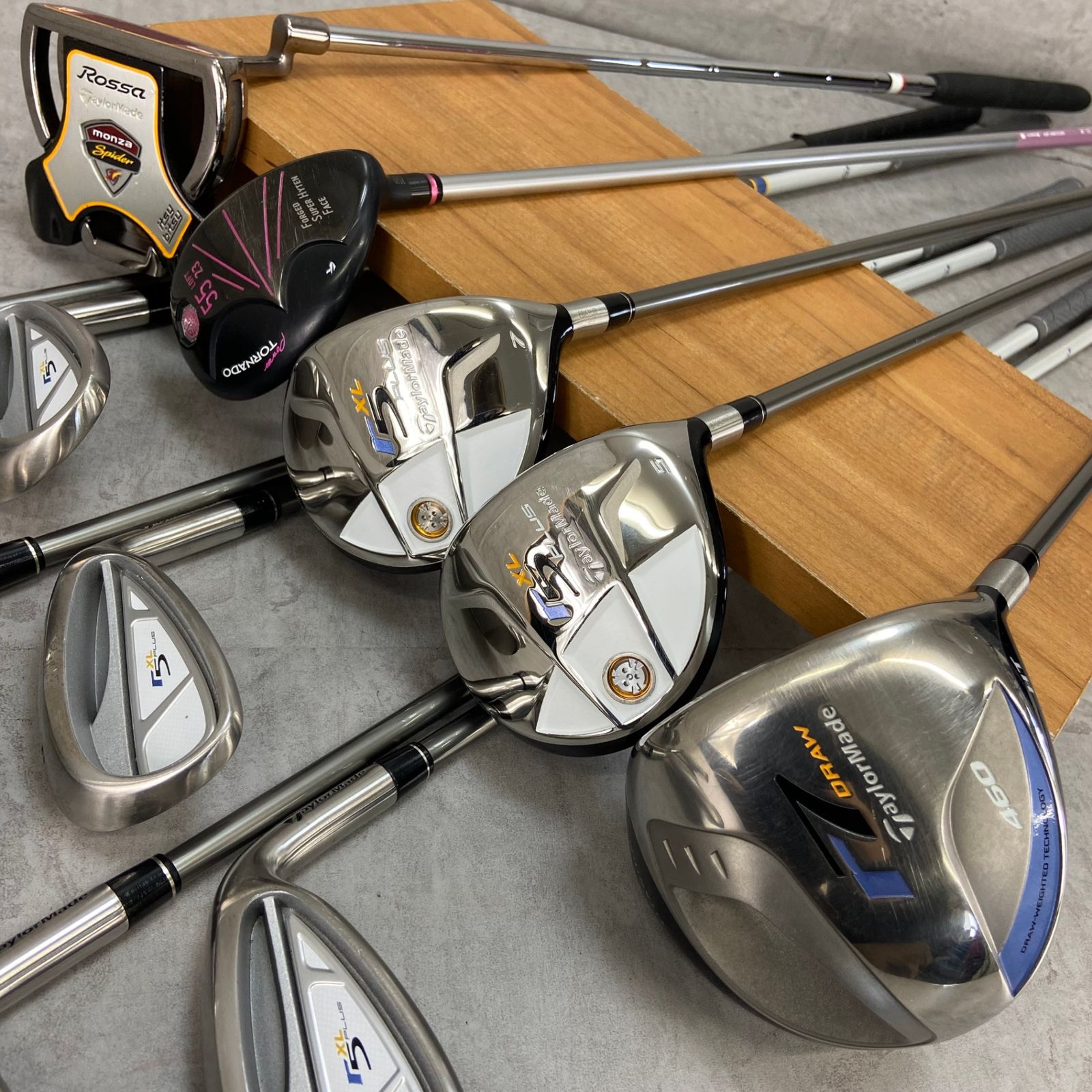 TaylorMade テーラーメイド