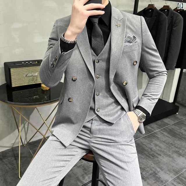 フォーマルスーツ ダブルブレスト