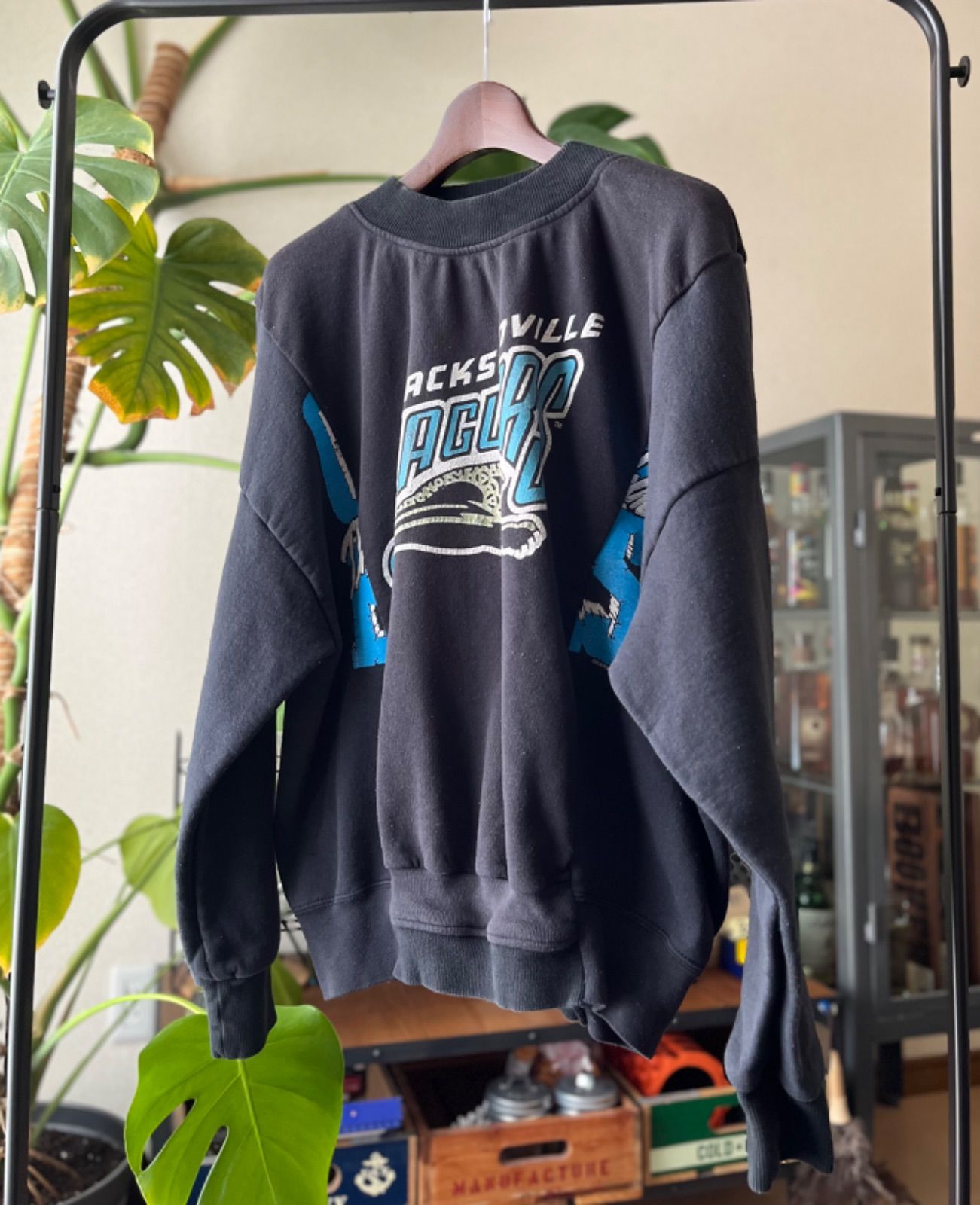 77circa ナナナナサーカ カレッジロゴプリント 再構築 クルー