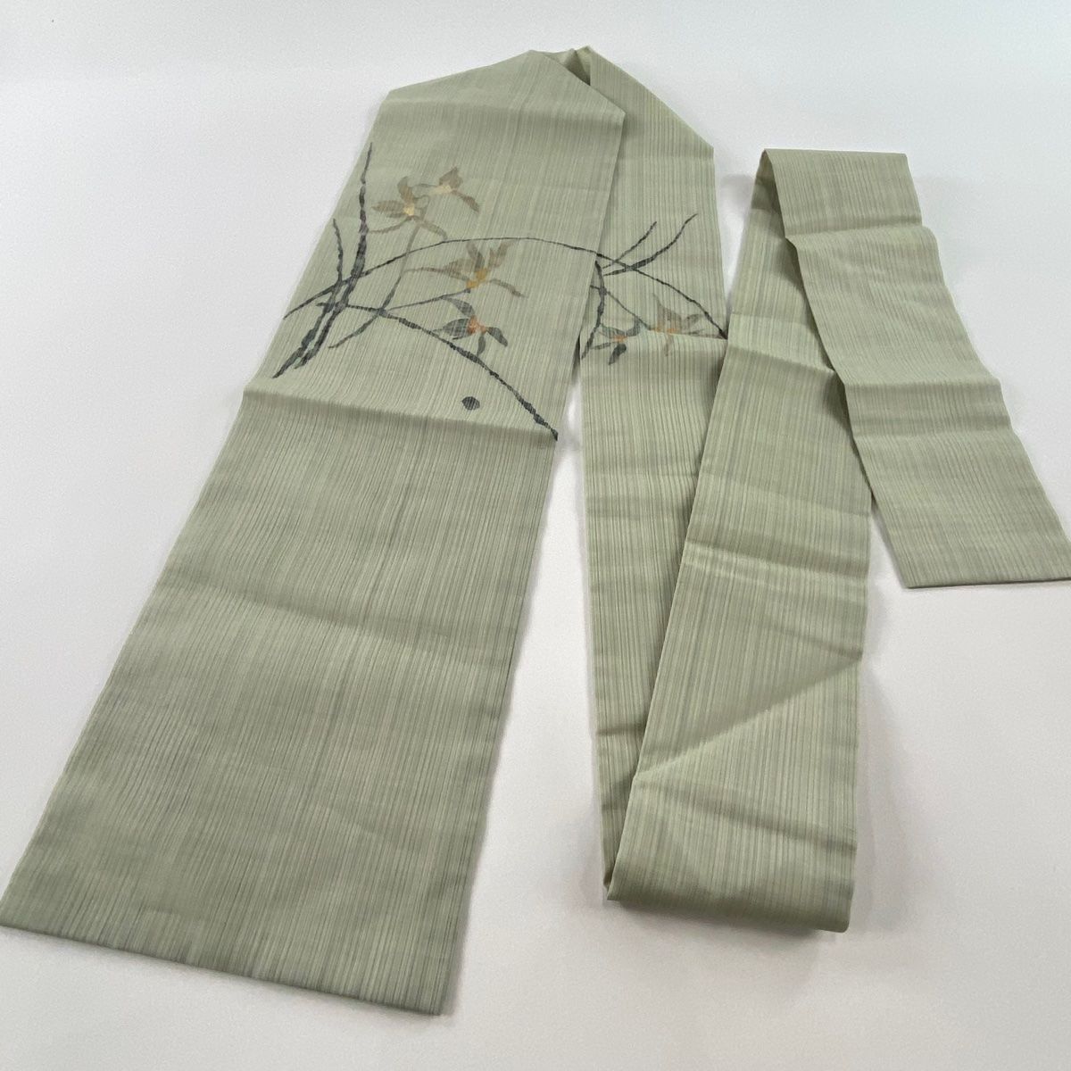 名古屋帯 美品 秀品 紬地 夏帯 草花 薄緑 正絹 【中古】 名古屋帯 秀品