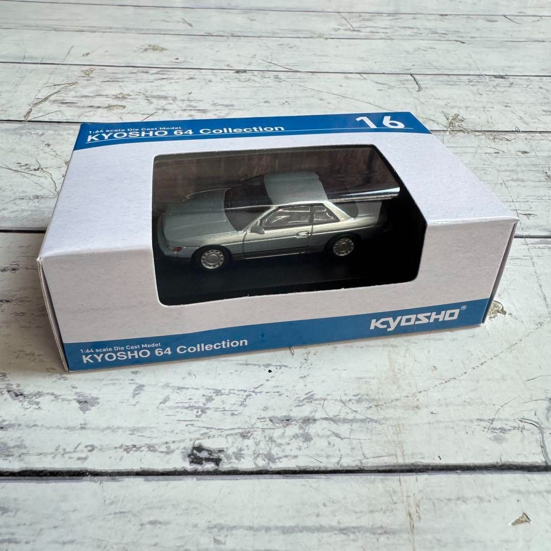 未開封 京商 KYOSHO 64 Collection ファミマ限定 外箱付き 未開封 京商 KYOSHO 64 Collection ファミマ限定 外箱付き