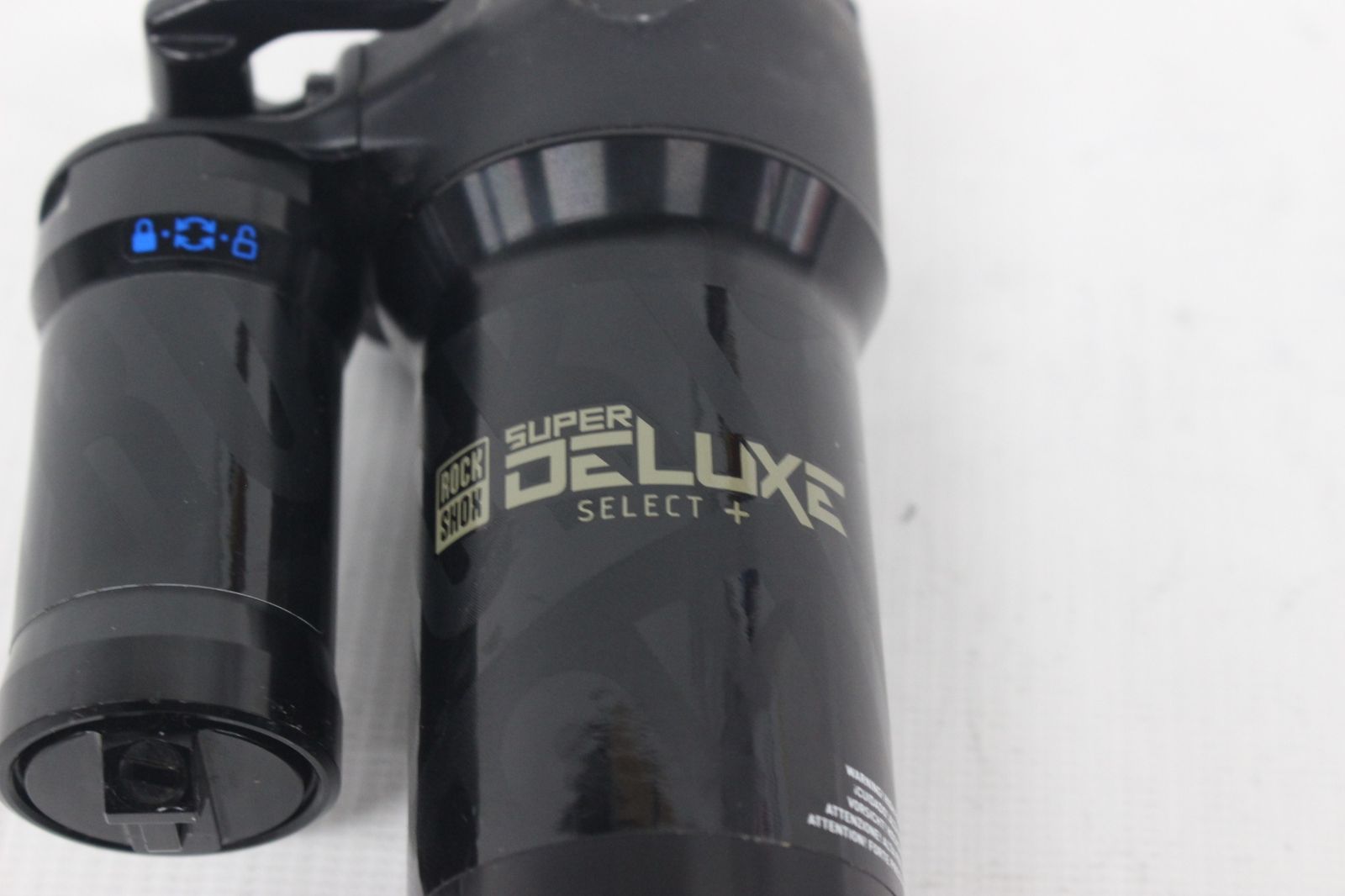 【人気のアイテム】 ROCKSHOX ロックショックス SUPER DELUXE SELECT リアサスペンション | バイチャリ阪急塚口店 配送無料！