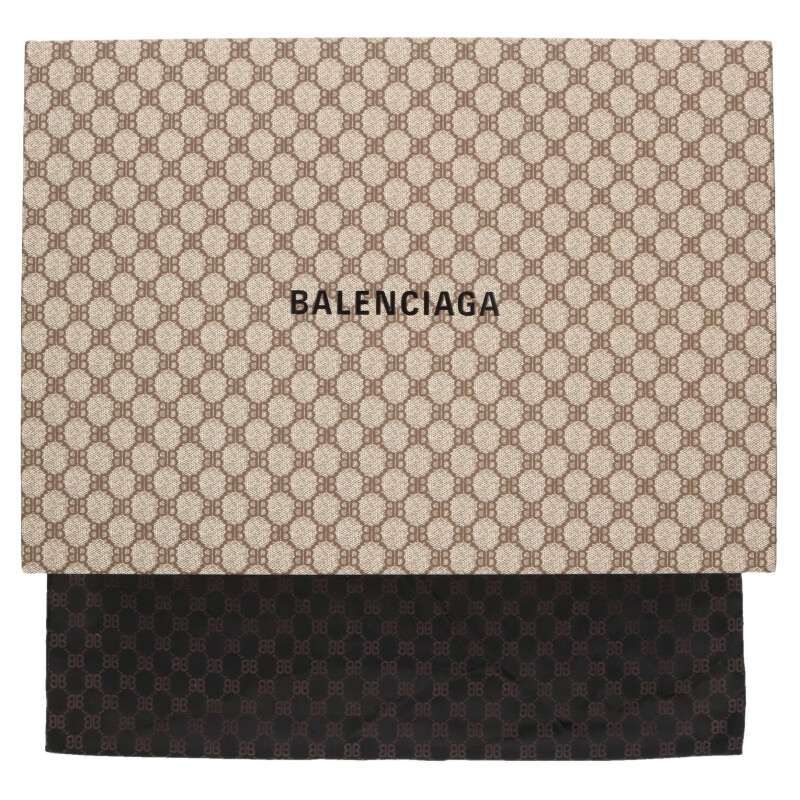 ×グッチ