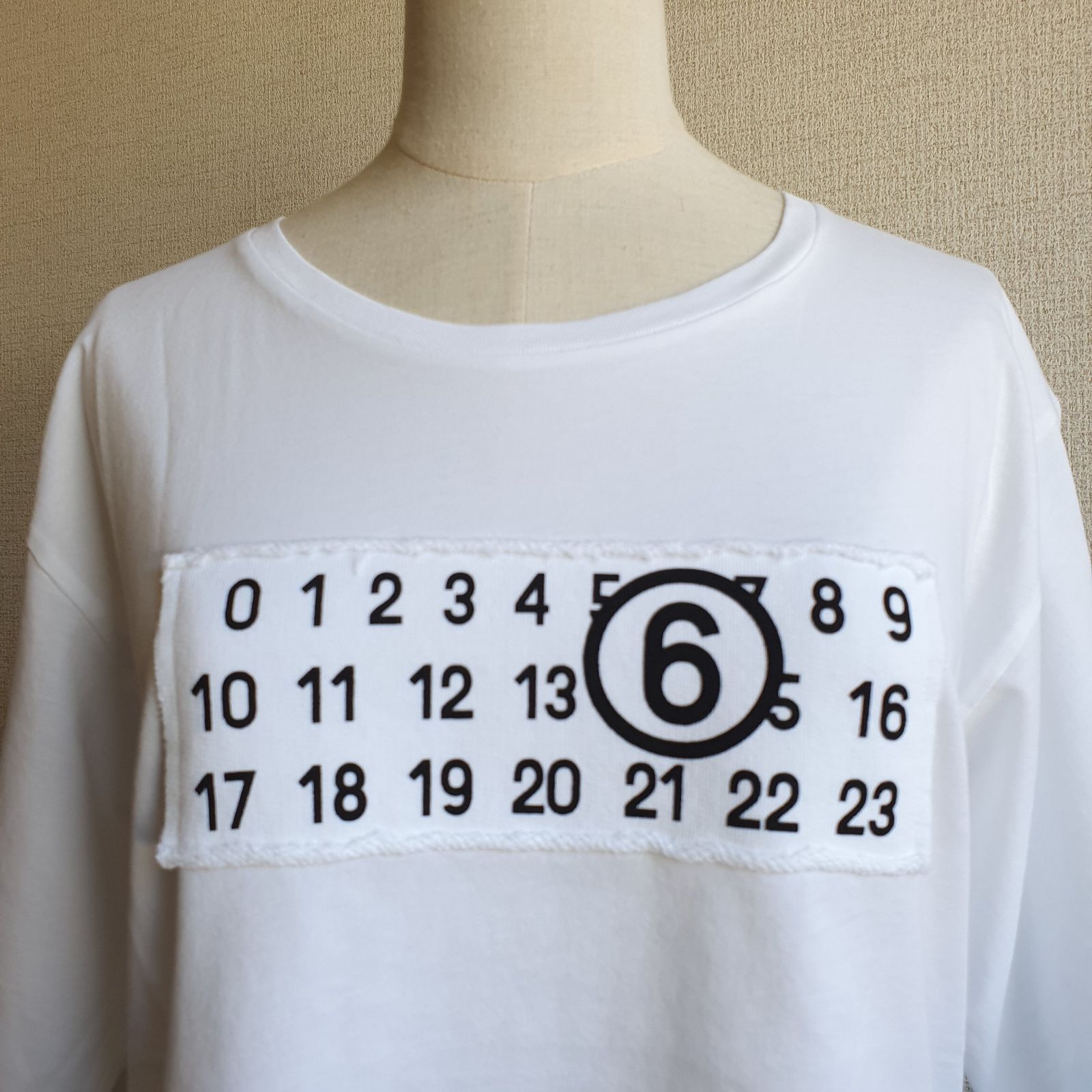 新品・未使用】MM6 Maison Margiela KidsクロップドTシャツ