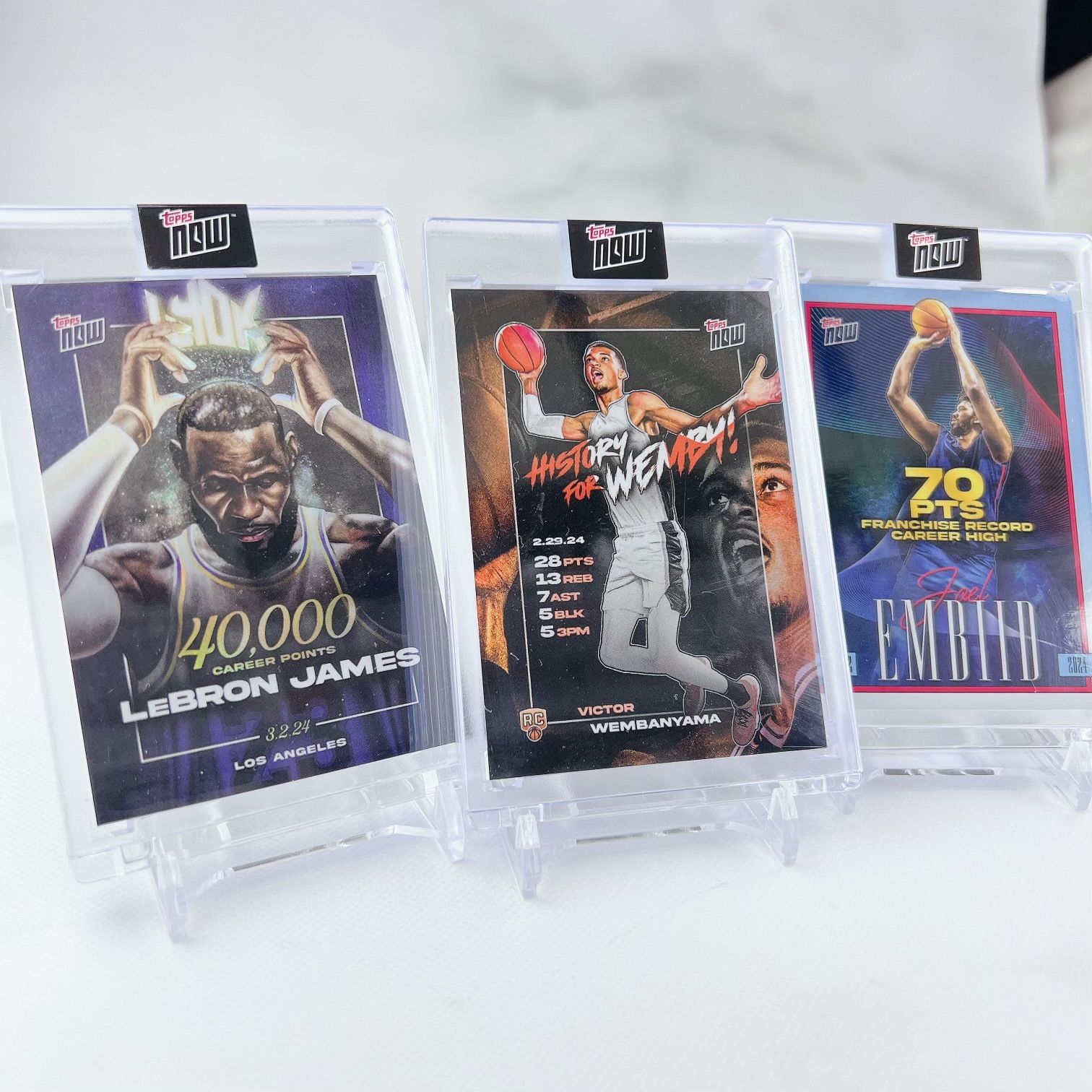 レブロンジェームズ＆A.デービス鑑定済みカードセット レブロン・ジェームズ選手のトレーディング・カードが184.5万