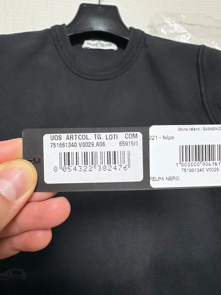 STONE ISLAND ストーンアイランド キッズ トレーナー 6y 黒