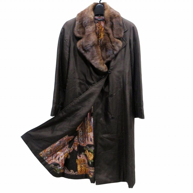 美品✨レオナール コート 裏総柄 ペイズリー トリム 40 黒 花柄 アウター LEONARD - 未使用 LEONARD レオナール ダウンコート 総裏ペイズリー