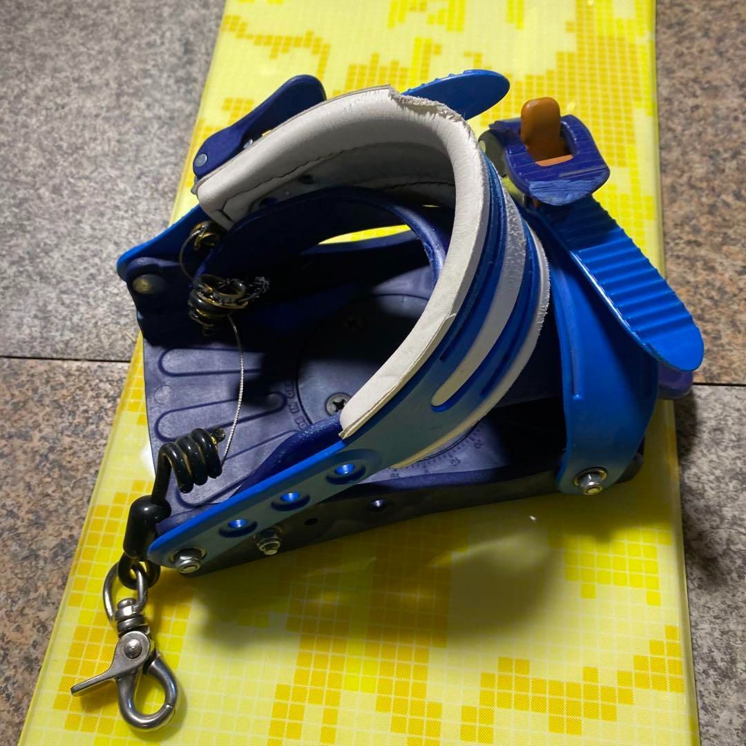 LISKY スノーボード 130cm ビンディングセット 中古品 LISKY スノーボード 130cm ビンディングセット 中古品 - メルカリ
