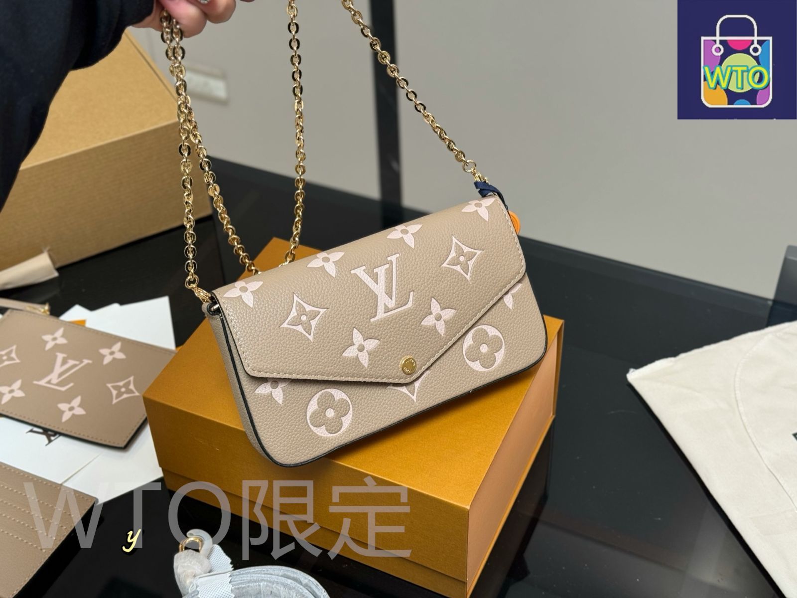 今日 LV Three-in-One Bag ルイ ヴィトン スリーインワン バッグ-WTO輸入