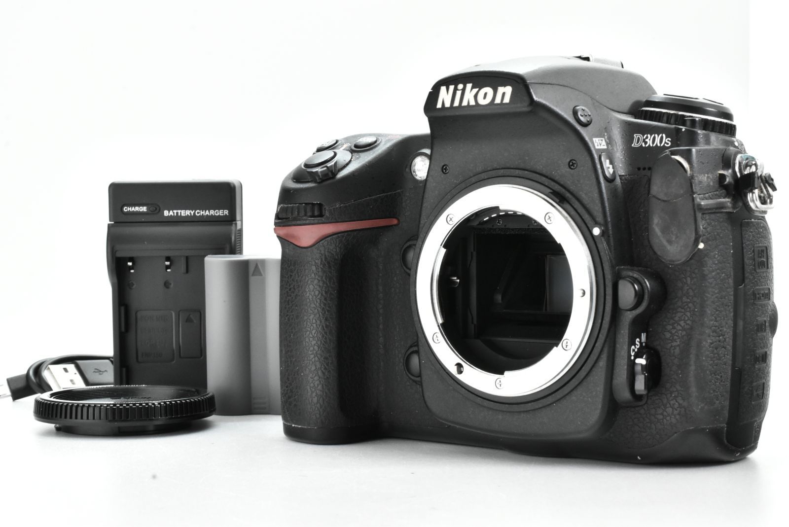 Nikon D300 デジタル一眼レフカメラ（バッテリーなし） Amazon | Nikon デジタル一眼レフカメラ D300 | デジタル一眼