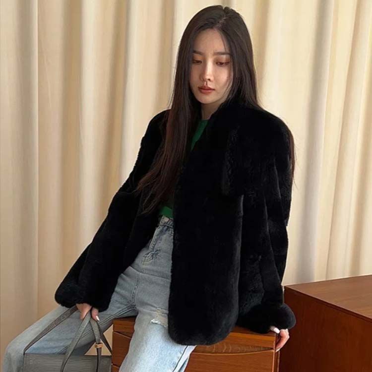 未使用級極美品・極上】ムーンバットファーファーコート 黒色