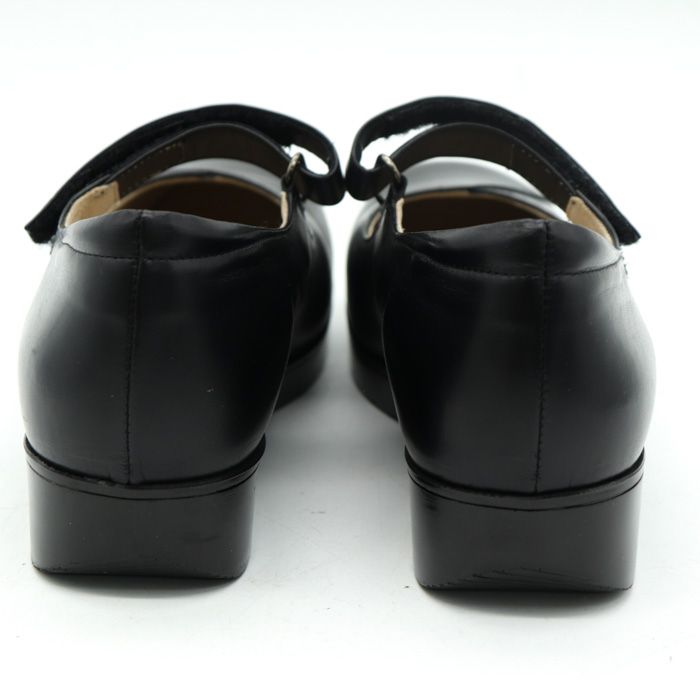 【美品】1989 H.M コンフォートクリニック 本革ストラップパンプス24cm 美品】1989 H.M コンフォートクリニック 本革ストラップパンプス