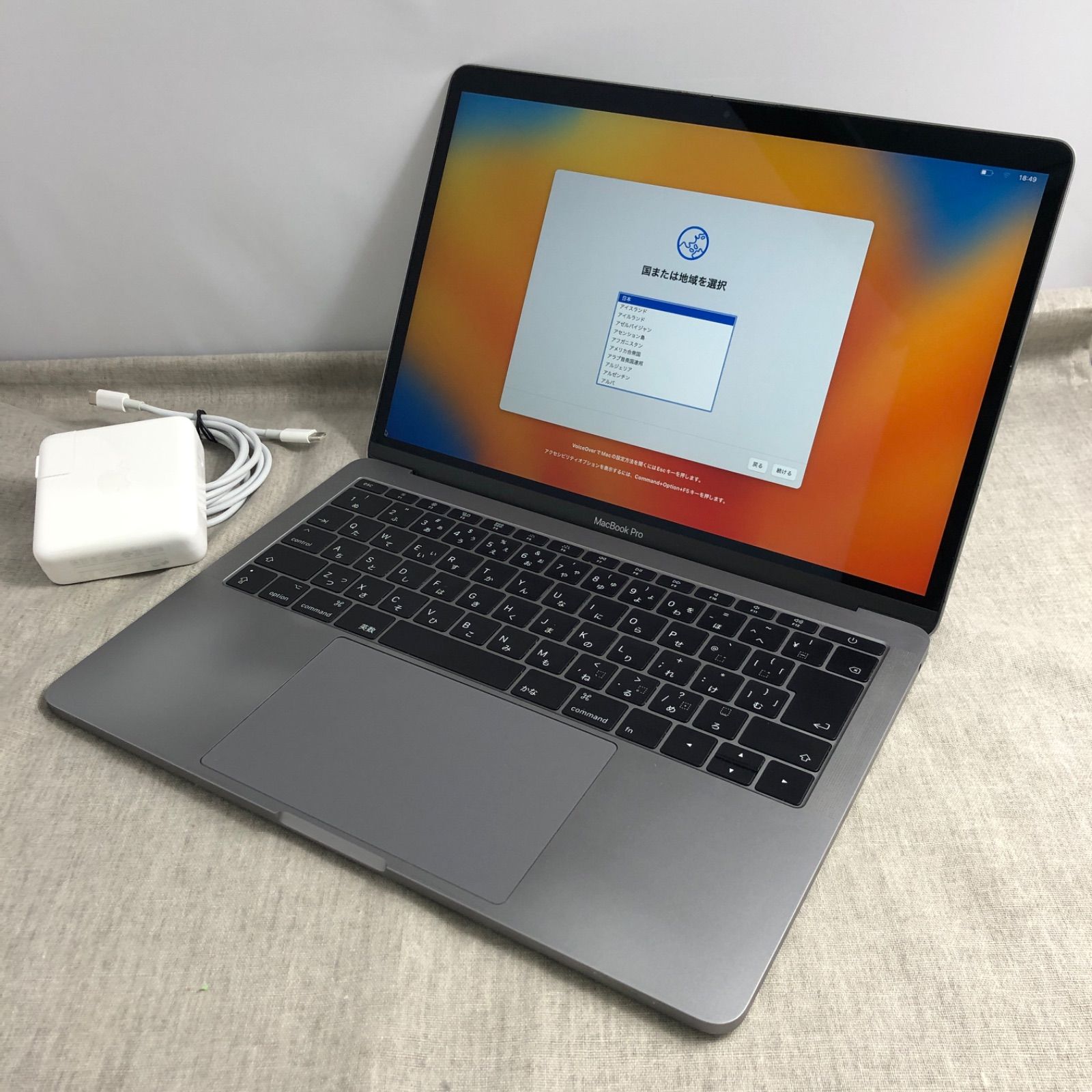 Apple MacBookPro 13インチ Touch Bar搭載モデル[SSD 512GB/メモリ8GB
