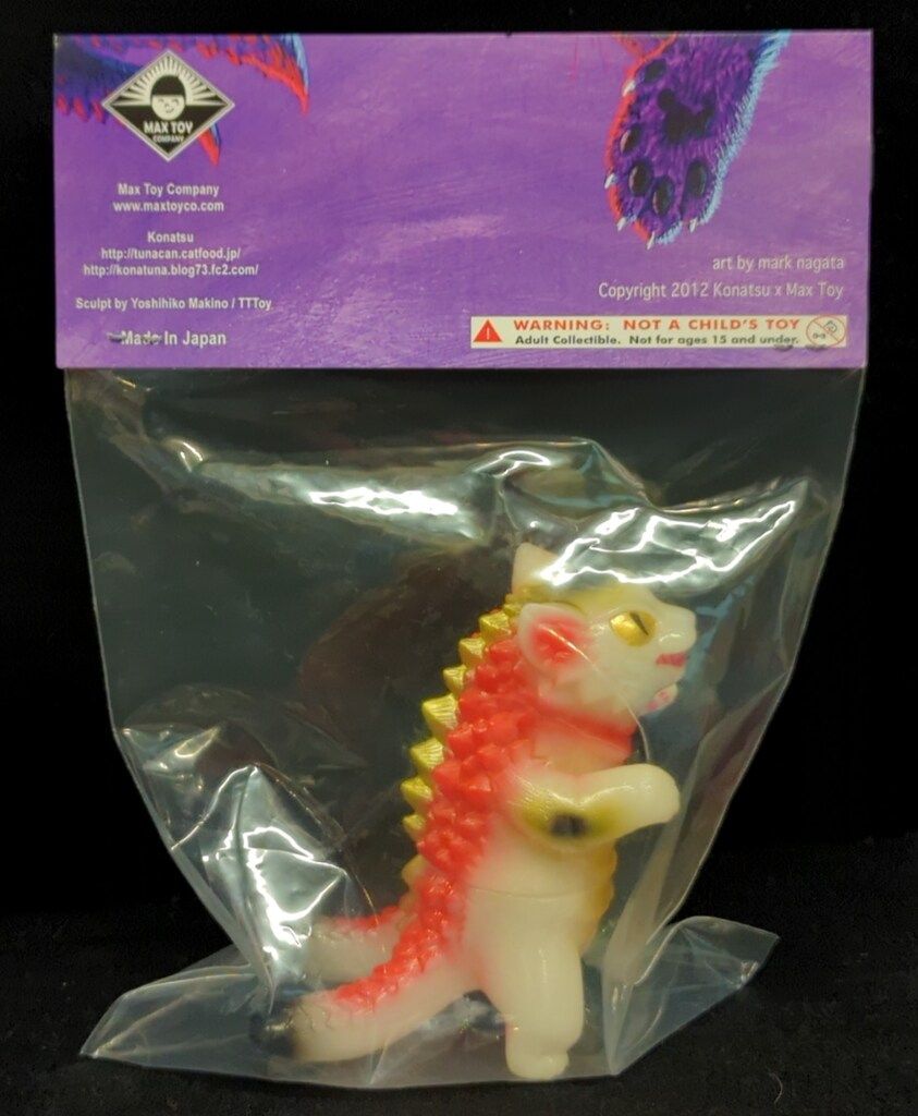 小夏　フィギュア　新品 MAXTOY 小夏 ネゴラ 蓄光成型/金/黒/赤