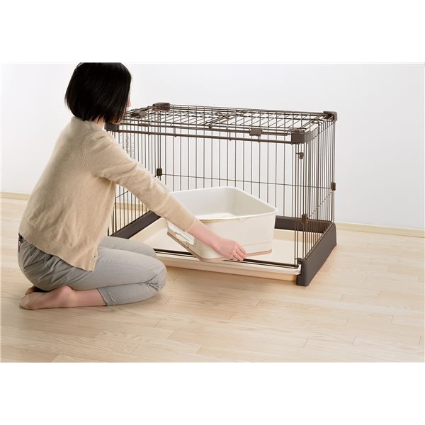 ダークブラウン