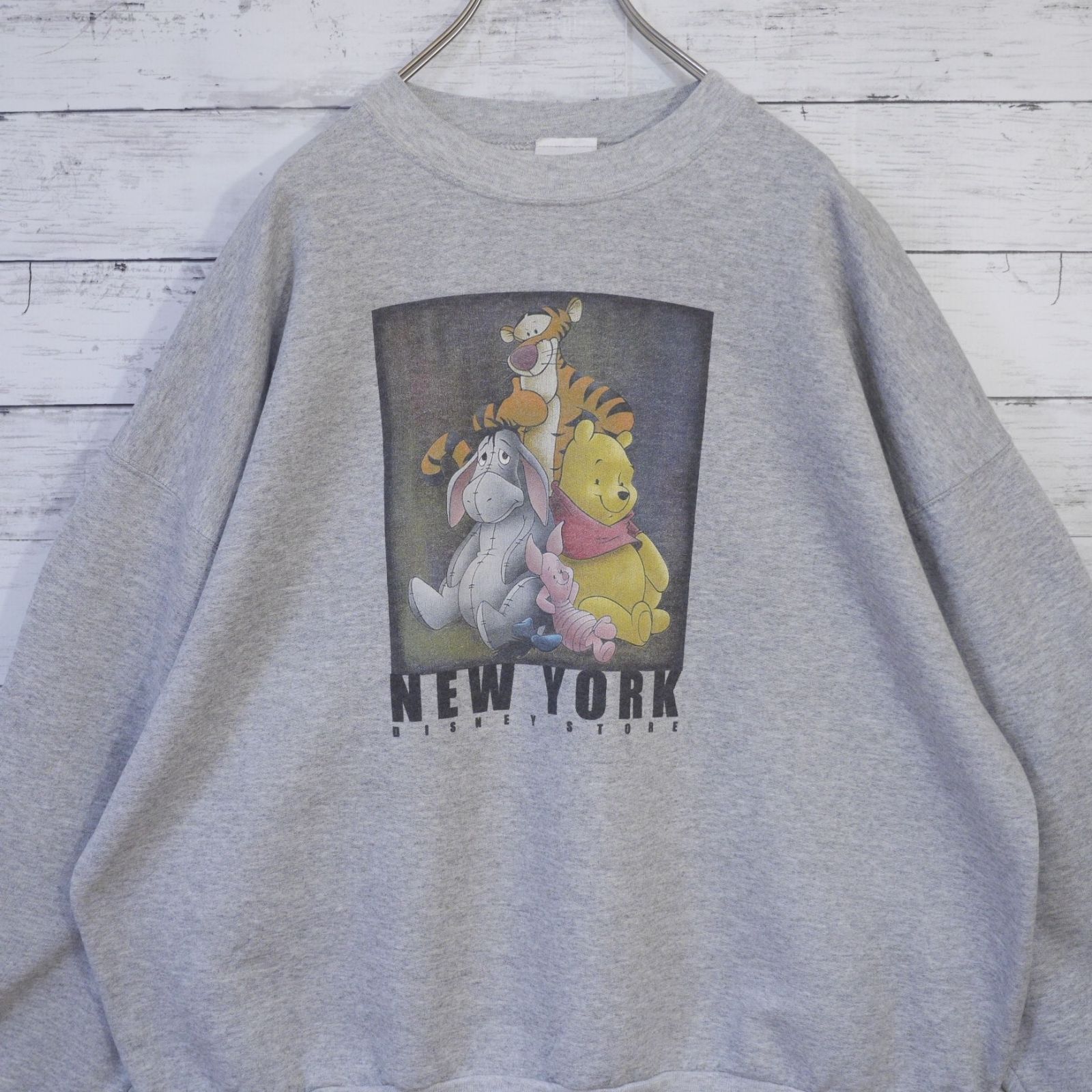 DISNEY ディズニー XL グレー NEW YORK DISNEY STORE Pooh くまのプー 