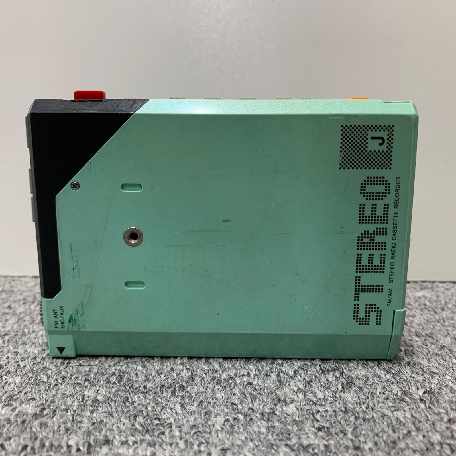 AIWA アイワ FM/AMステレオラジオカセットレコーダーHS-J7 ジャンク