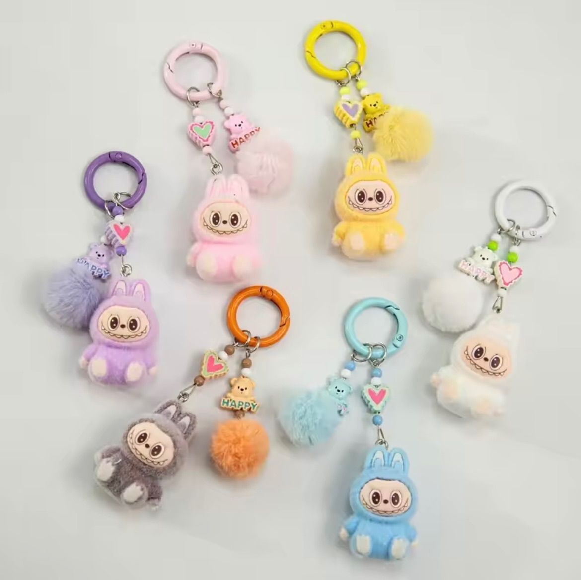 ❤︎なび❤︎ ラブブ ぬいぐるみキーホルダー 新品未使用 数量限定 ❤︎まとめ買い歓迎❤︎ ラブブ ぬいぐるみキーホルダー 新品未