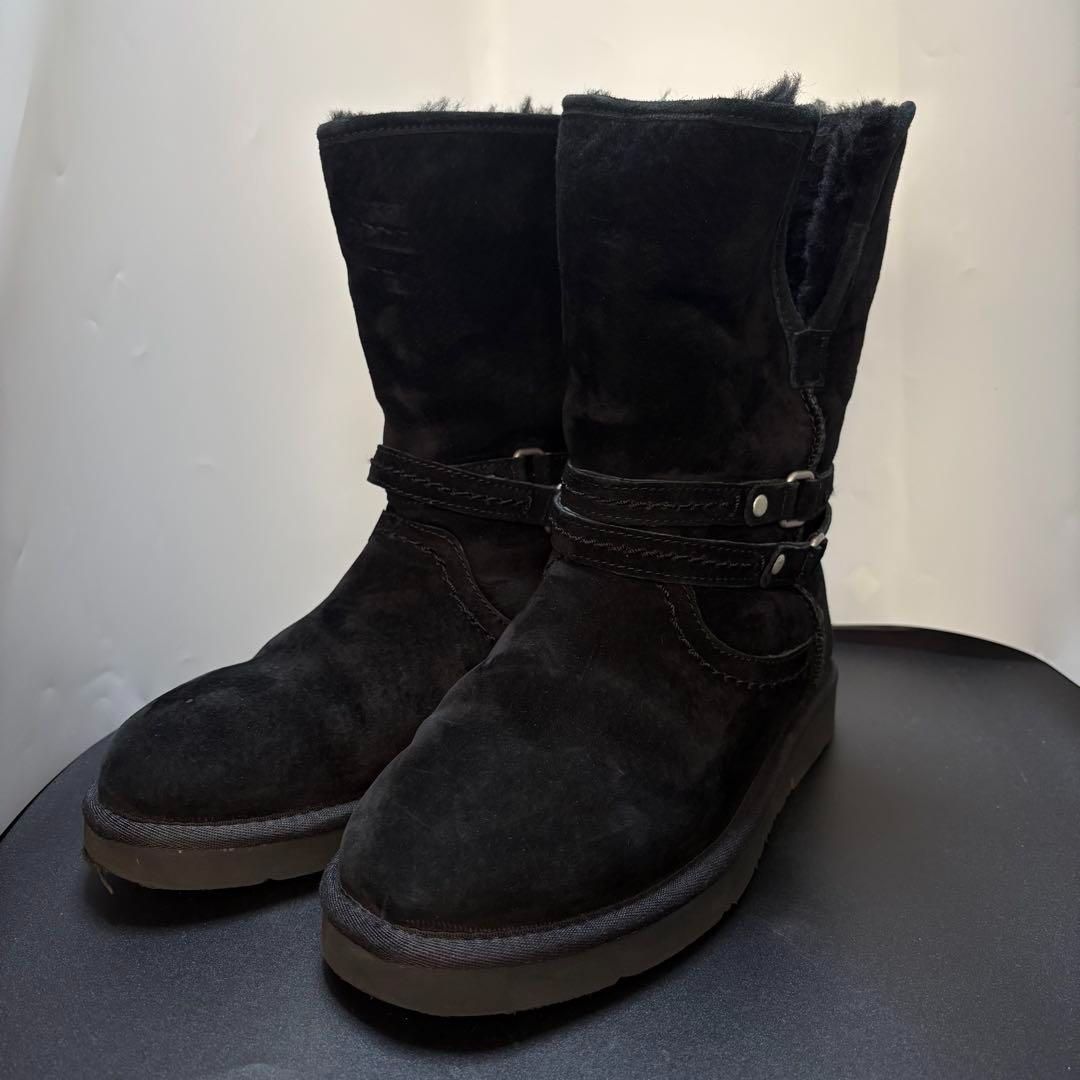 UGG アグ オーストラリア パリセイド ムートンブーツ 1007700 PALISADE ショートブーツ ミドルブーツ メタルロゴ 黒 ブラック 24