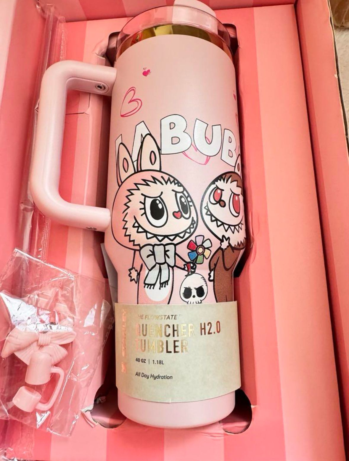 Stanley タンブラー 大容量 Labubuデザイン 40oz - メルカリ