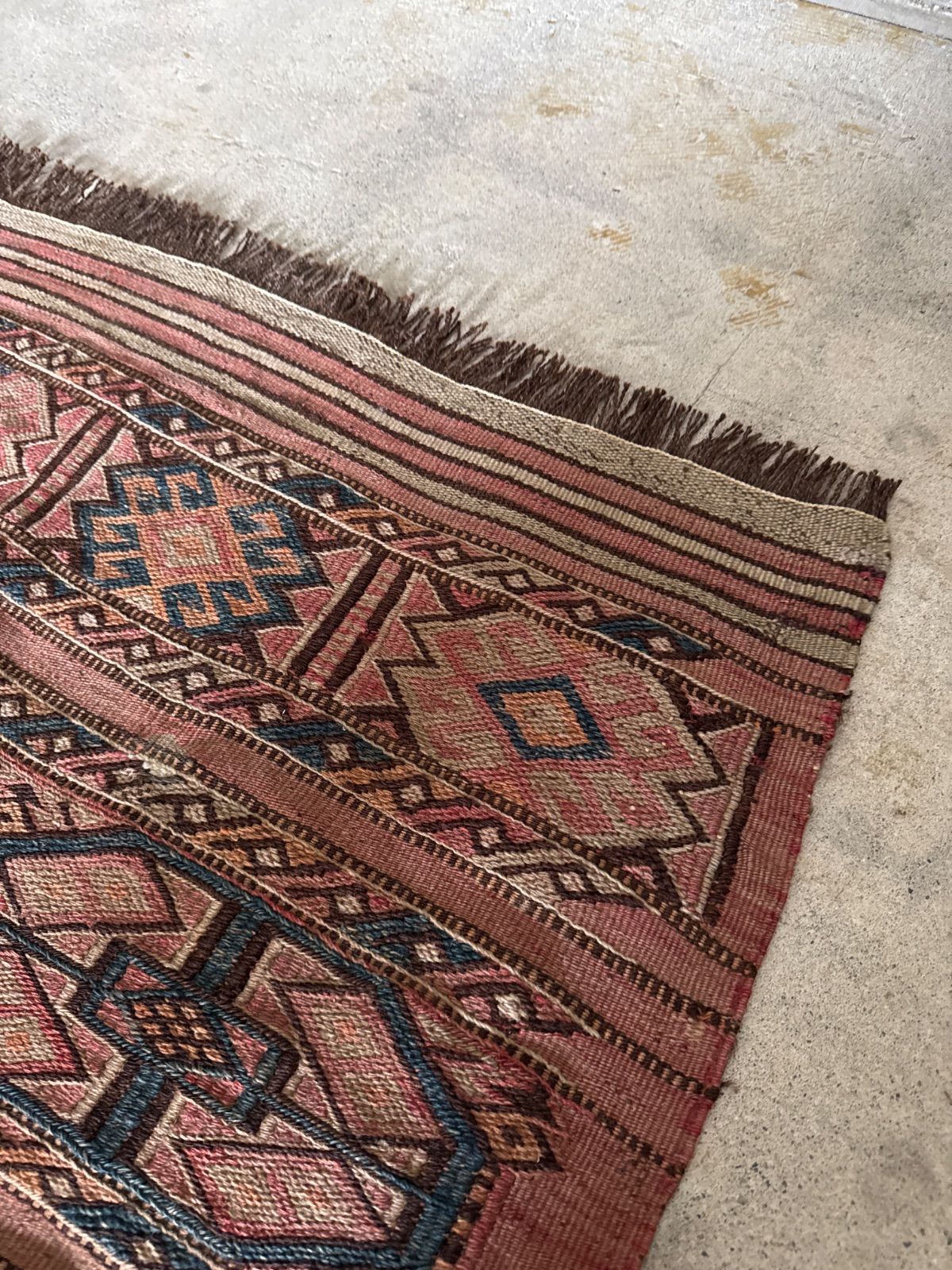 伝統柄 103㎝×85㎝