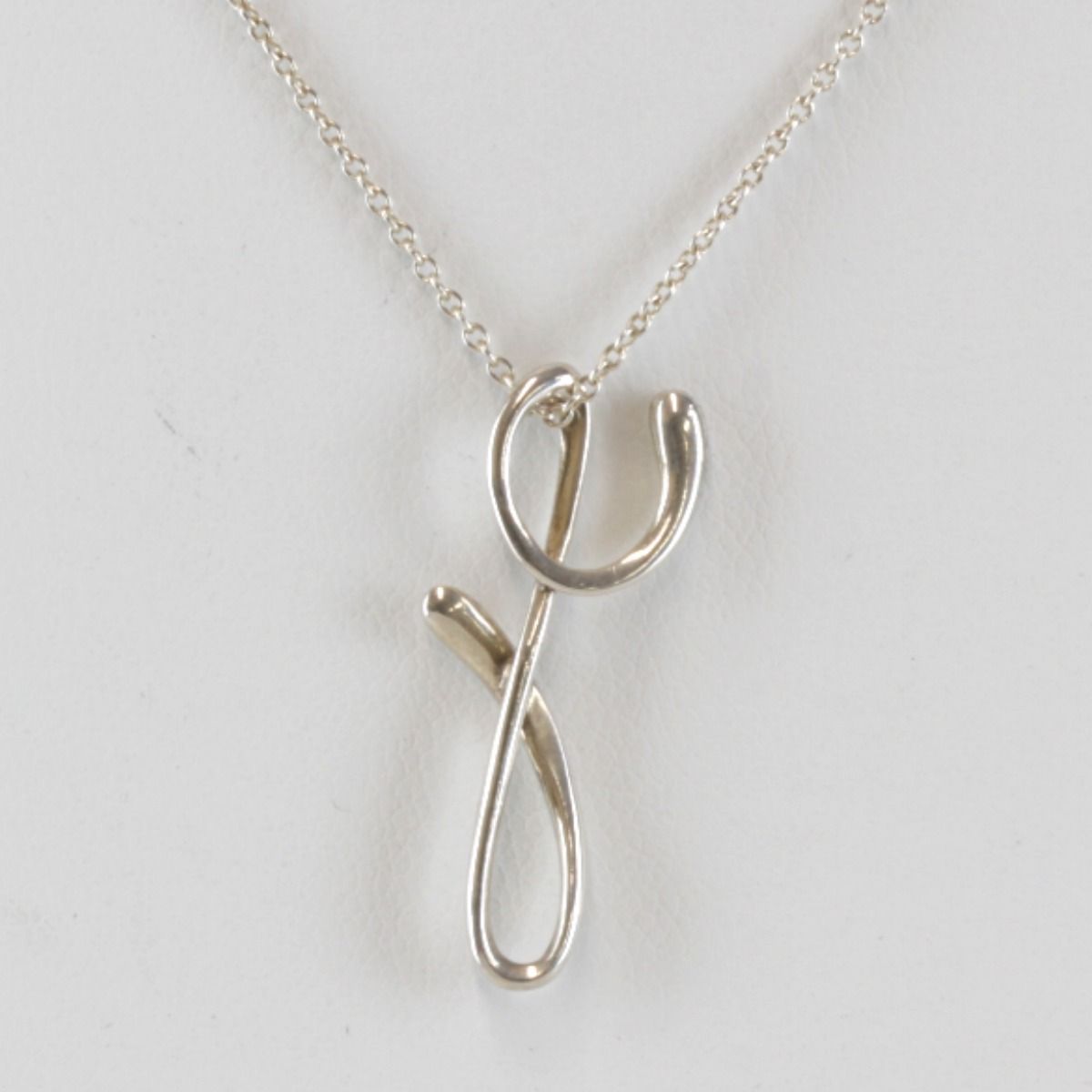 良品『USED』 シルバー925 TIFFANY&Co. イニシャルY ネックレス