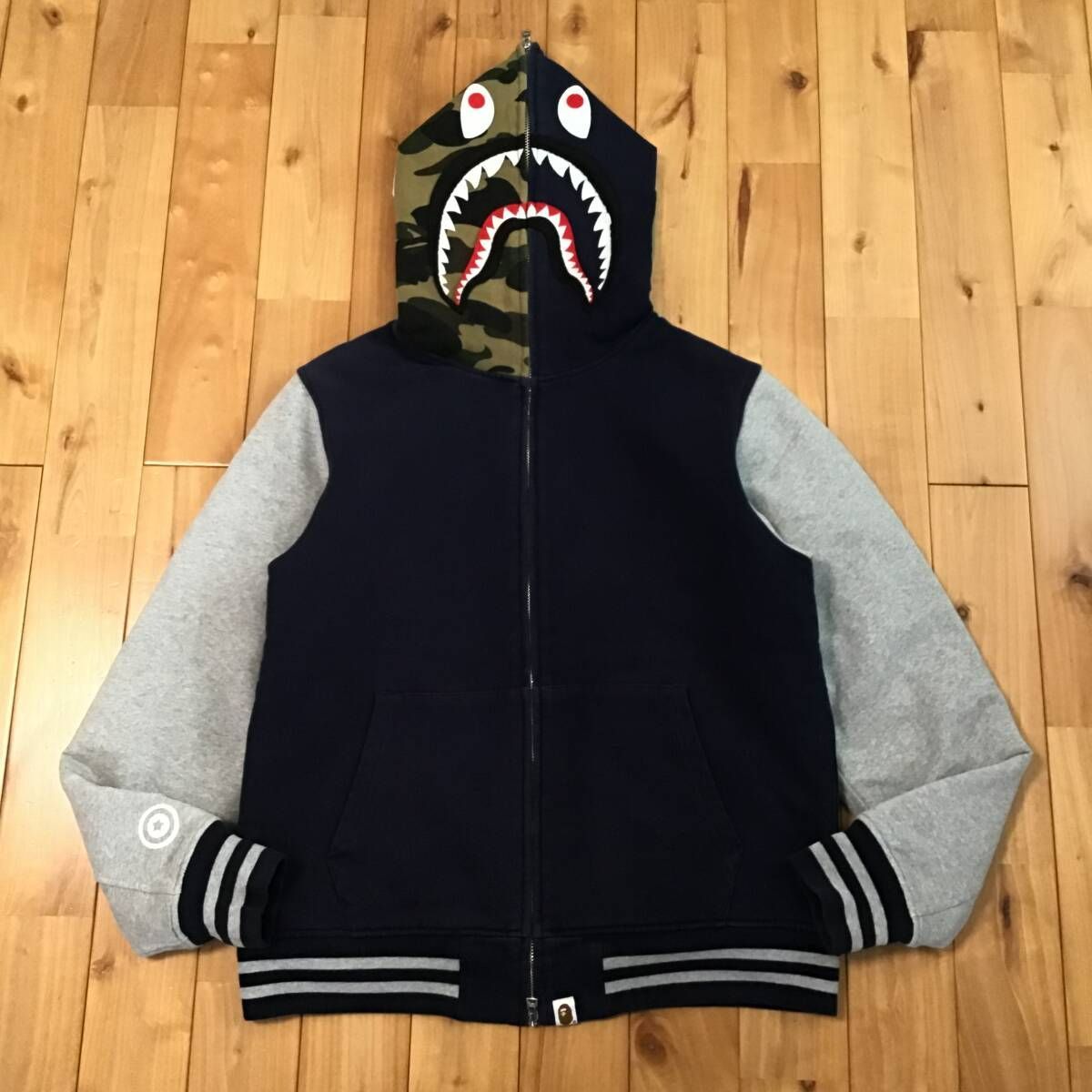 A BATHING APE キルティング カモフラ パーカー（M）