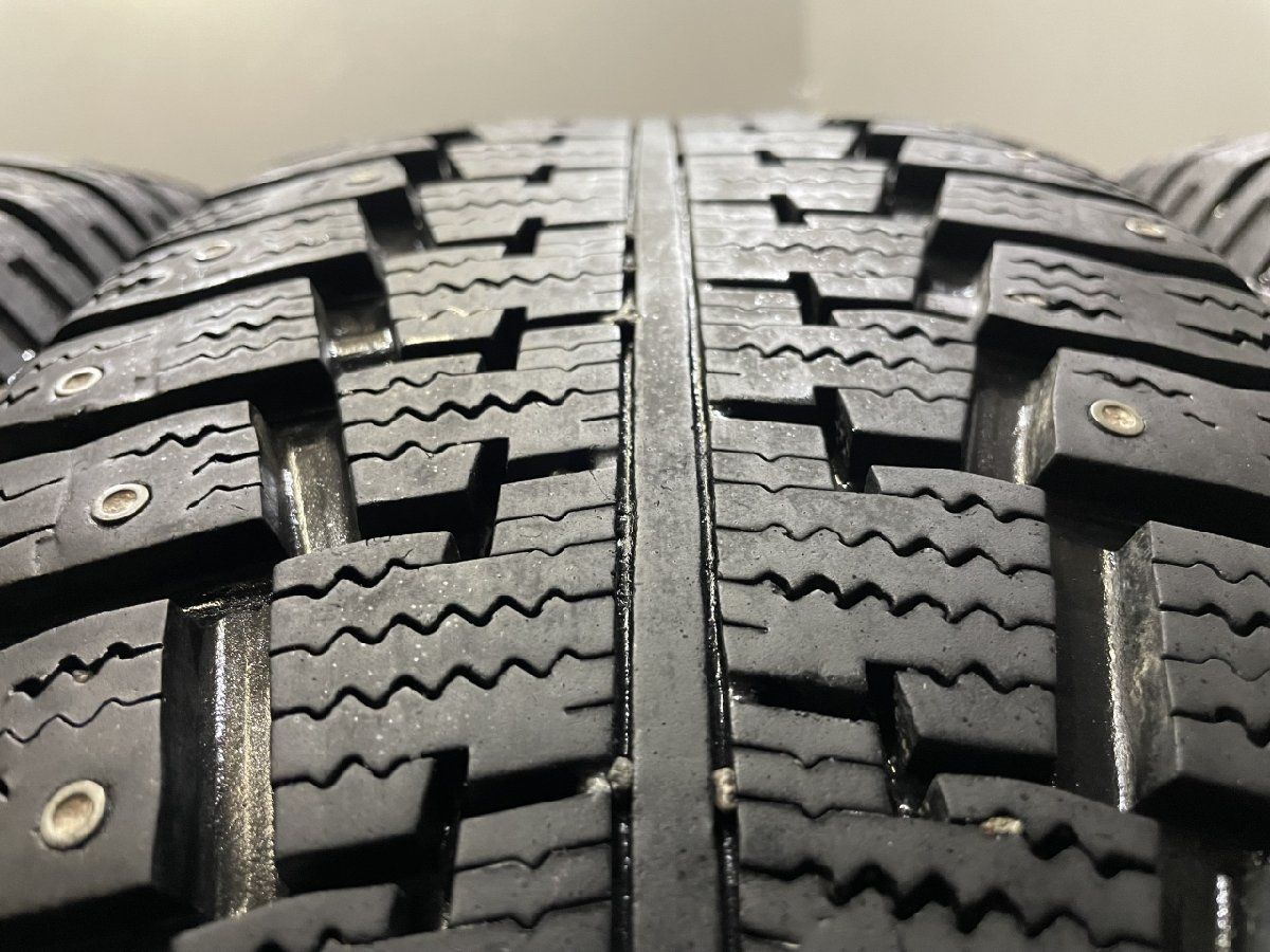 PIRELLI WINTER 190 STUDDABLE PLUS 215/65R16 16インチ スパイク  