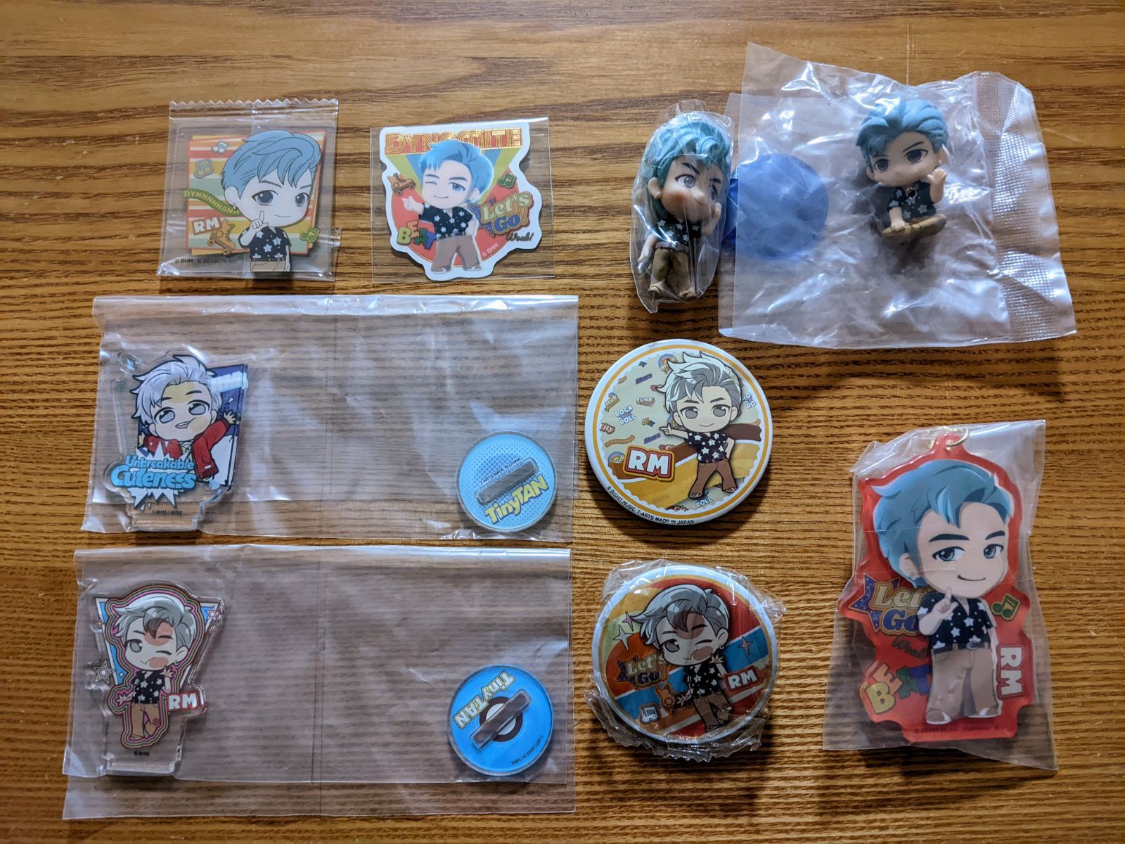 BTS テヒョン　アクスタ　缶バッジ　セット BTS テヒョン アクスタ 缶バッジ セット
