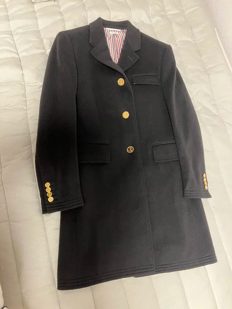 Thom Browne(トム・ブラウン) カシミア 100 % ネイビー ゴールドコート