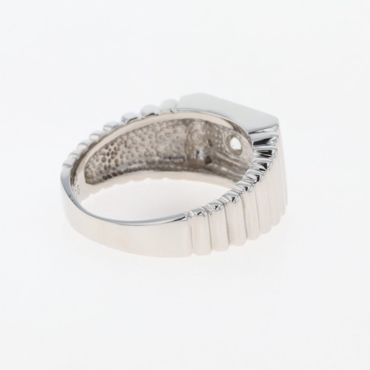 在庫一掃】 ダイヤモンド デザインリング プラチナ 指輪 メレダイヤ  