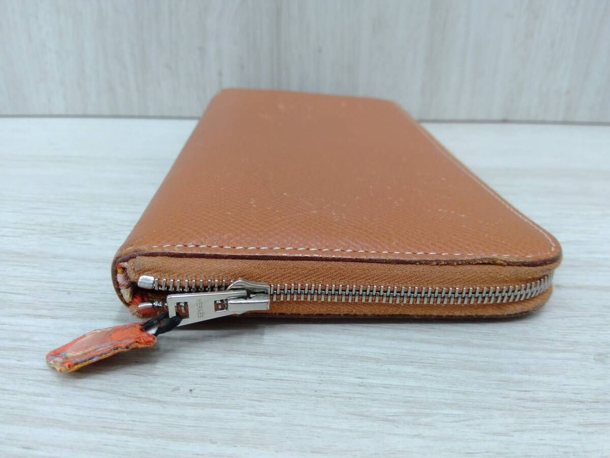 ライトブラウン