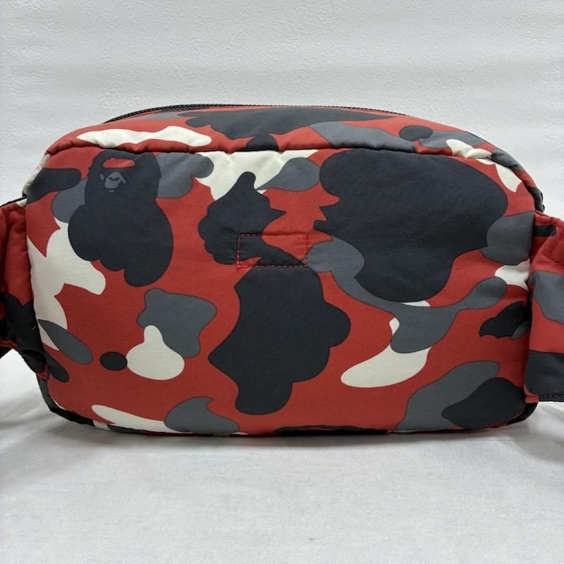 ジ*ニ様 アベイジングエイプOUTDOOR カモフラージュコラボバック MCM - エムシーエム MCM ロゴ カモフラ 迷彩 a bathing ape