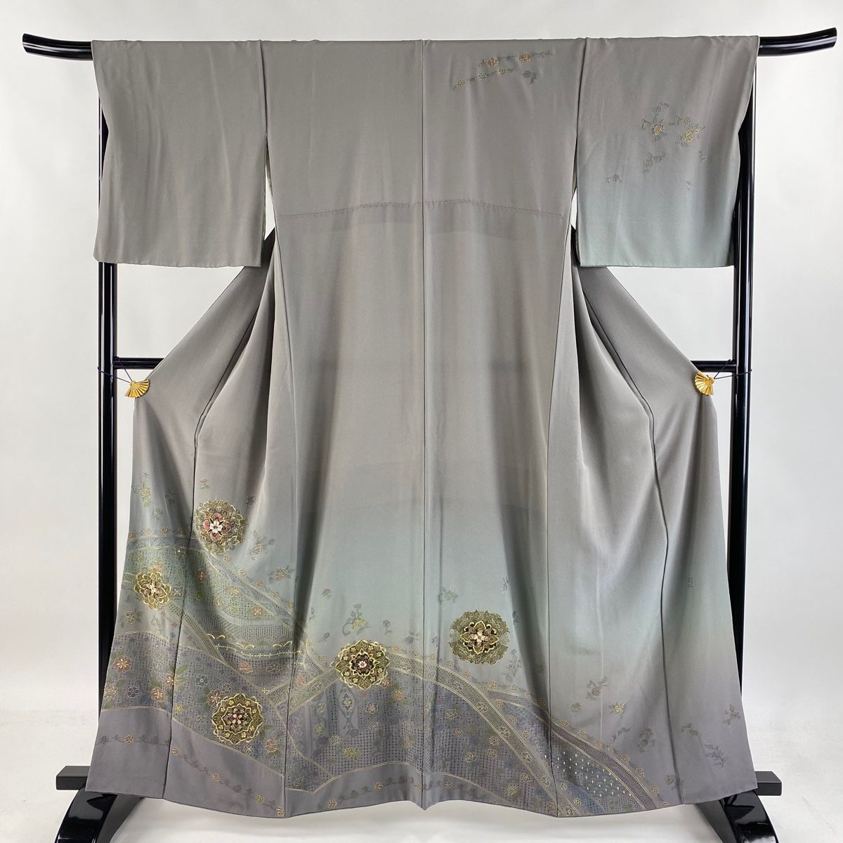 訪問着 身丈160cm 裄丈67.5cm L 袷 華文 波 刺繍 金糸 灰紫 正絹 名品