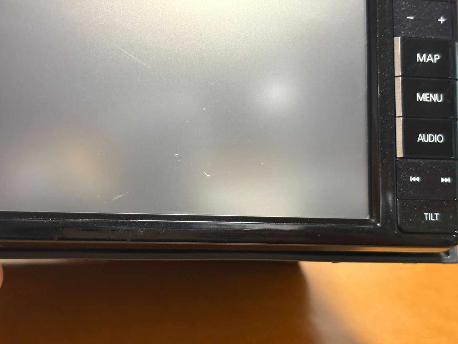 パナソニックストラーダ CN-R300Dメモリーナビ 【DTV，DISC，iPod，USB