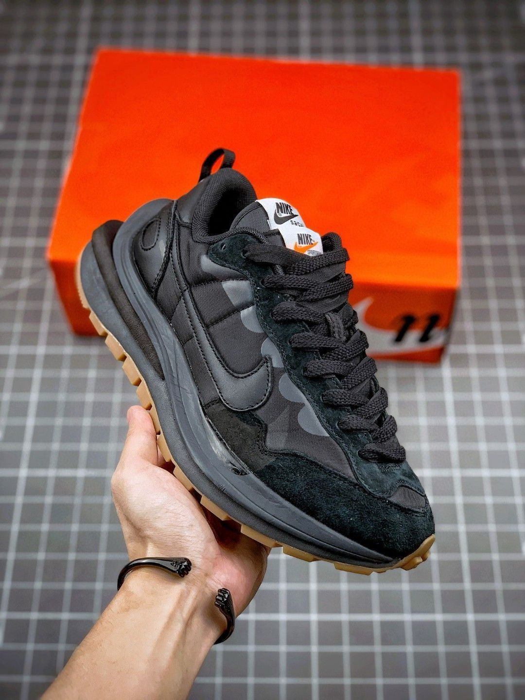 新品未使用  sacai NIKE VaporWaffle 黒