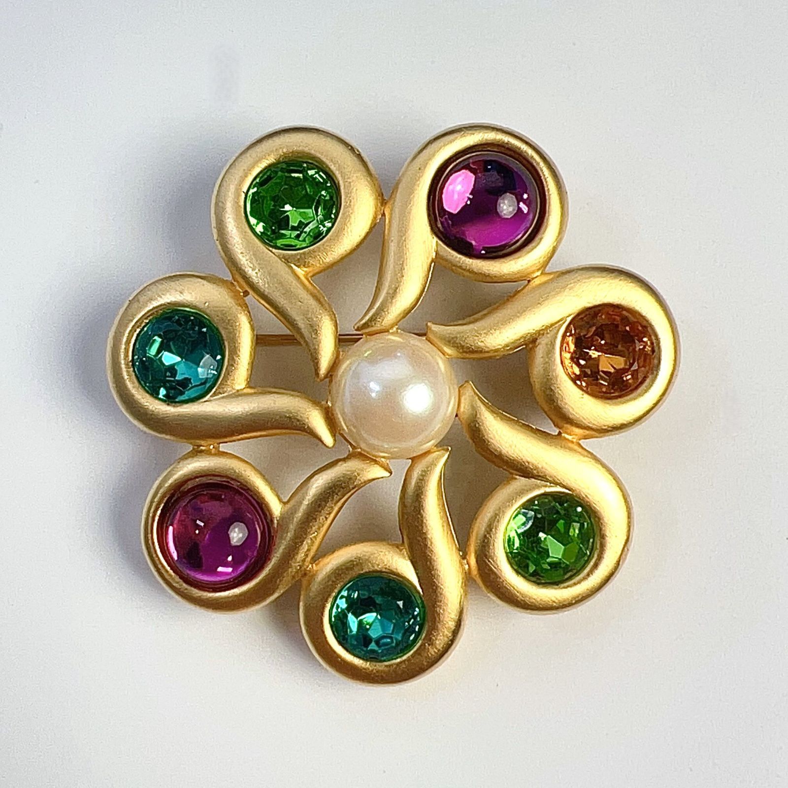 GIVENCHY ジバンシィ ジバンシー フェイクパール カラーストーン グリポア ブローチ マルチカラー レディース アクセサリー 品 aua12728r60803