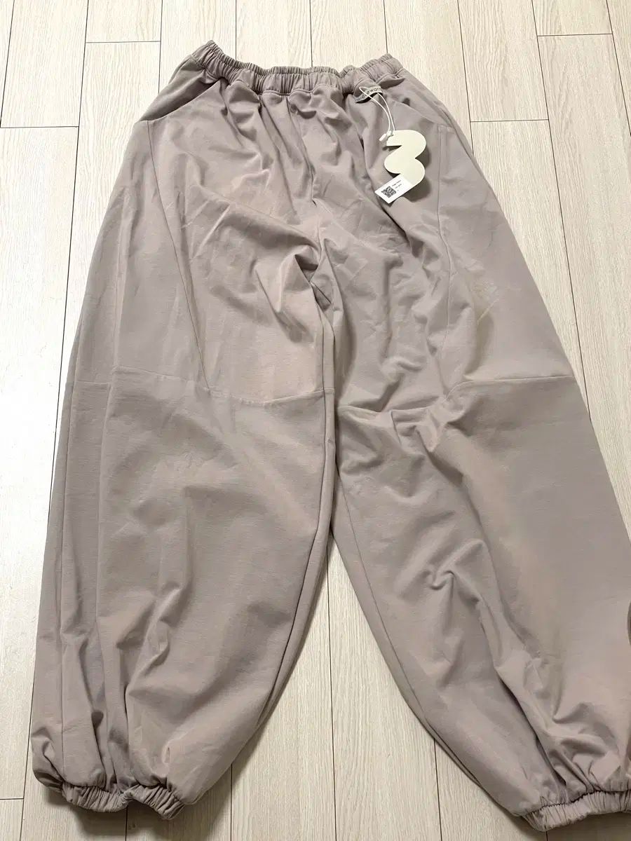 リッジパンツ