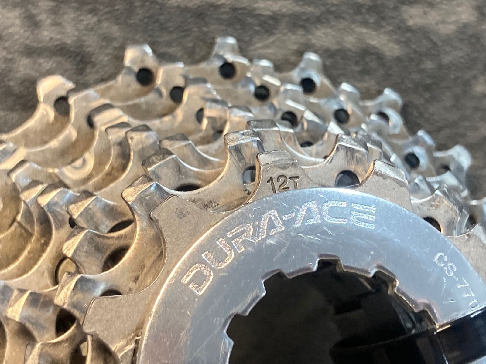 超希少 9速 DURA-ACE CS-7700 スプロケット SHIMANO 「シマノ」 DURA-ACE CS-7700 12-27T 9S スプロケット