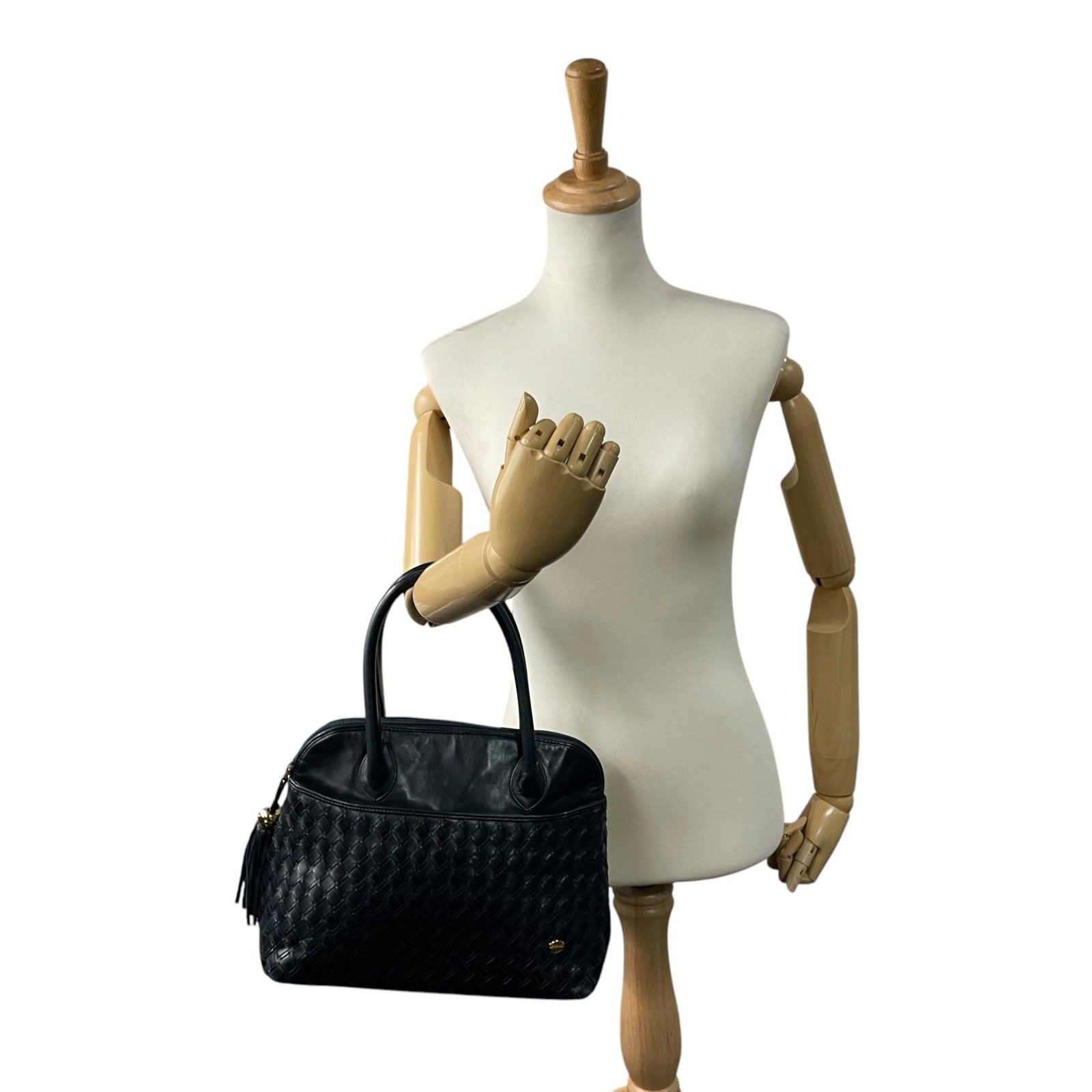 美品 BALLY バリー ハンドバッグ 黒 ブラック 編み込み イントレ 