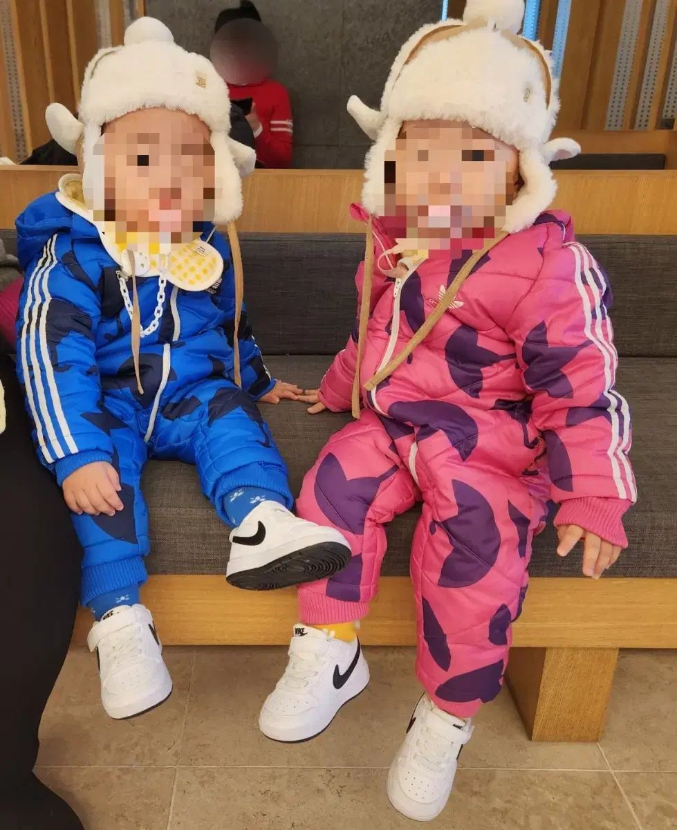すべてを一度に adidas
