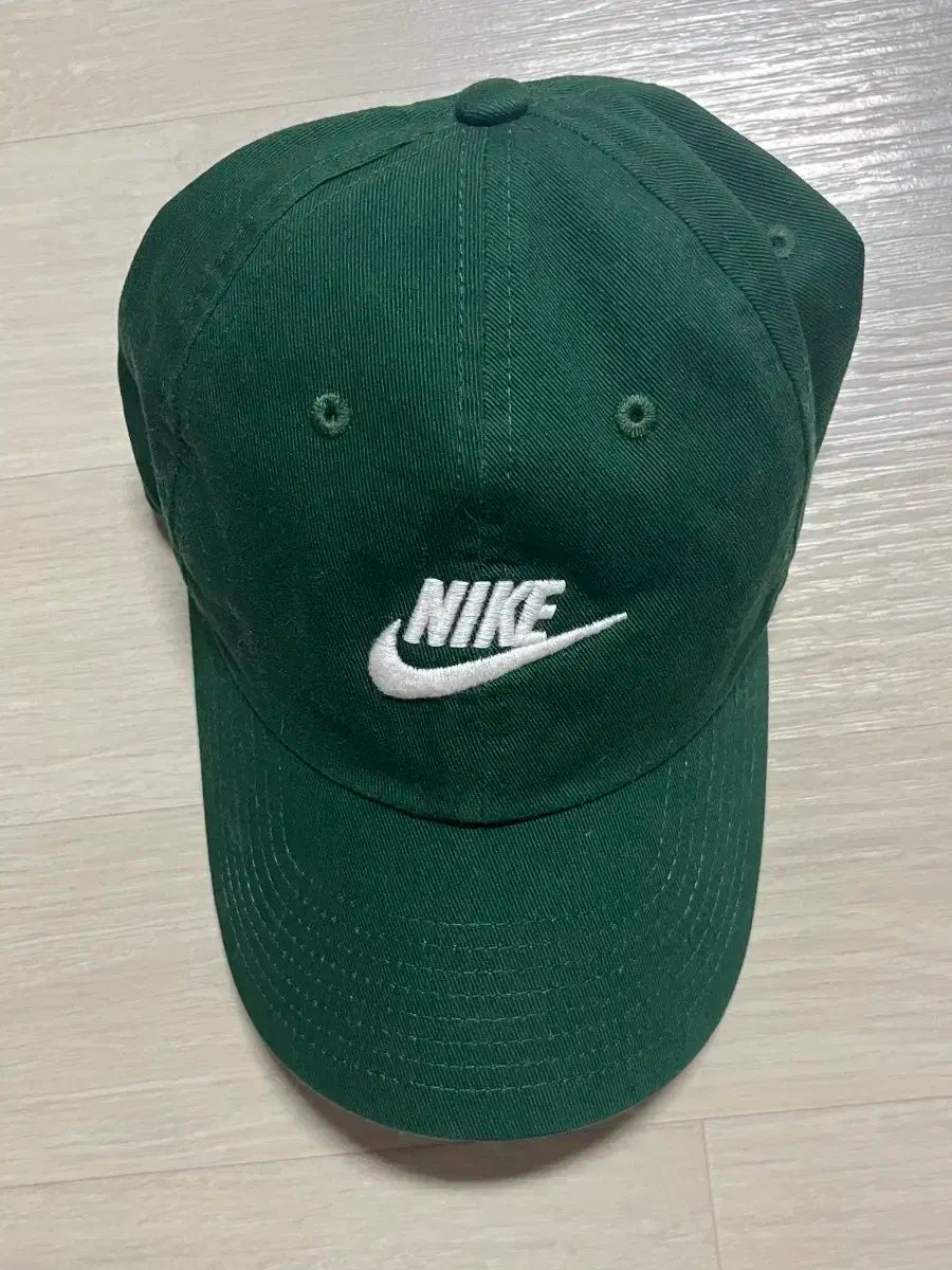 NIKE ナイキ フューチュラ キャップ リブ生地 グリーン