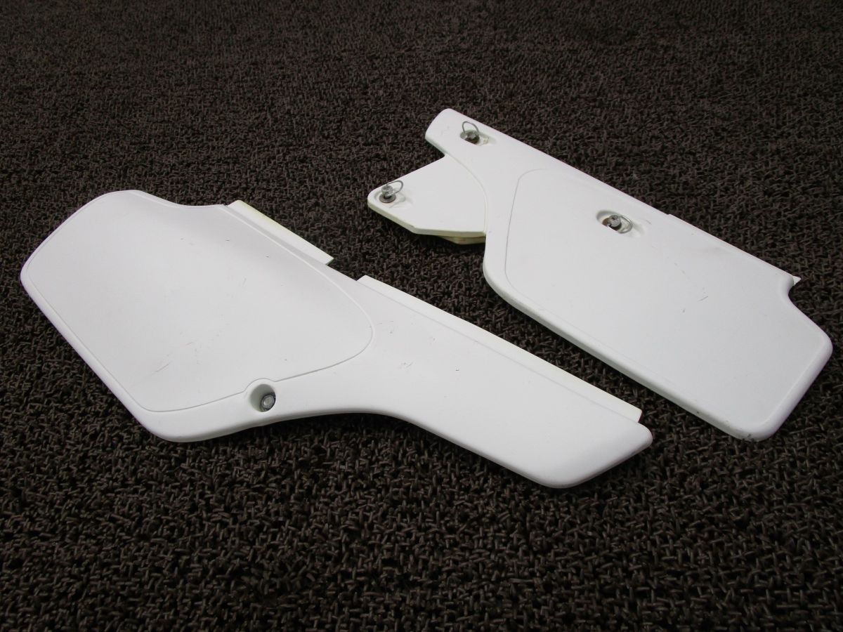 XLR250R サイドカバー 左右 ▲A6438 MD22 ホンダ MD17E キャブ車 XLR250R-4