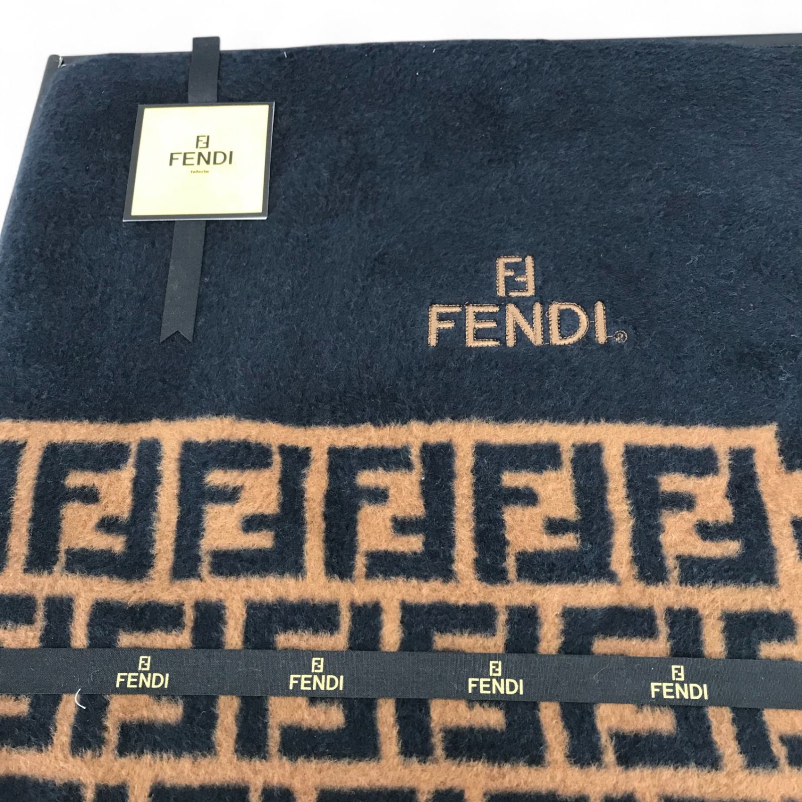 フェンディ 綿毛布 / FENDI 毛布 【公式通販】