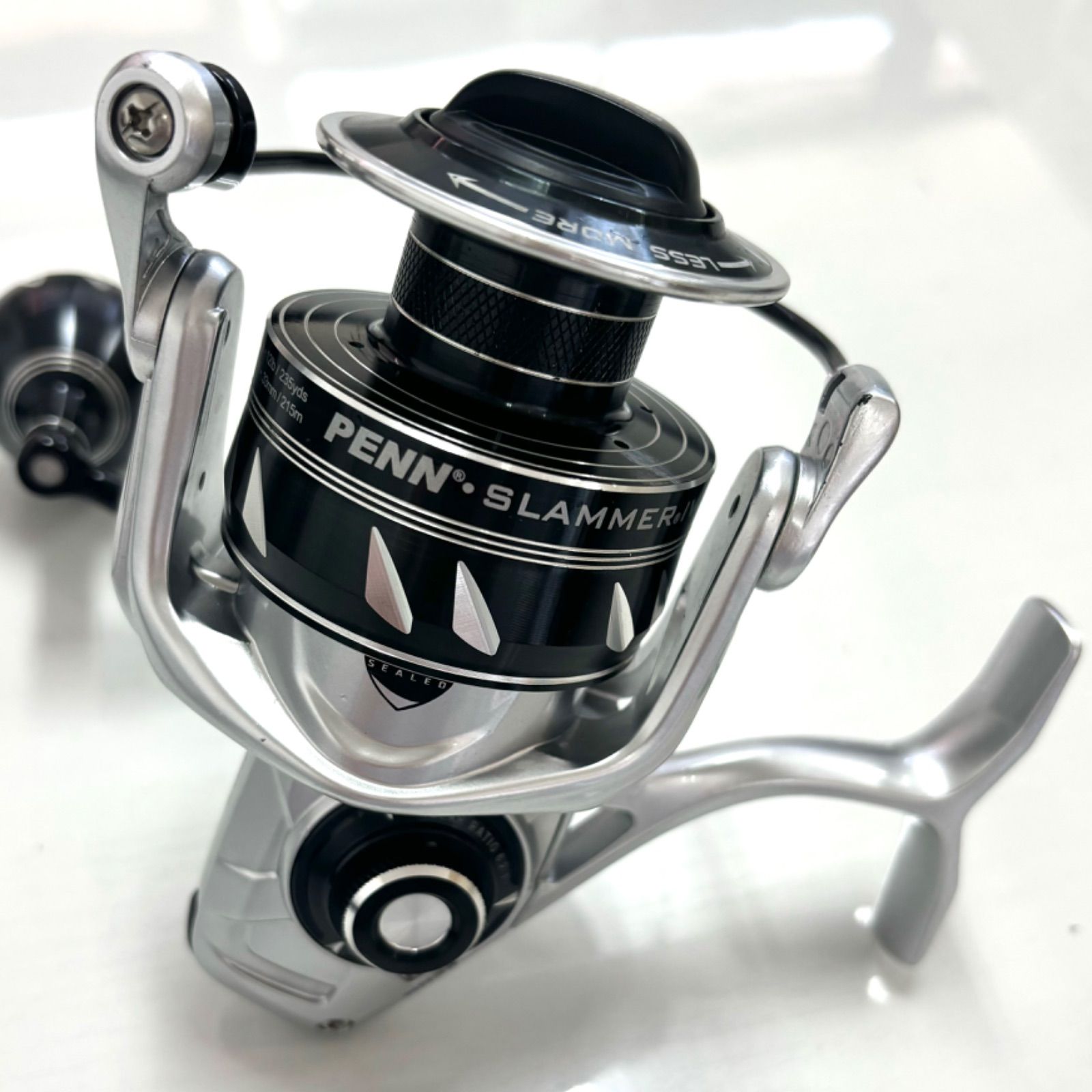 美品】PENN SLAMMER IV DX4500 ペンスラマー4 リールIPX6