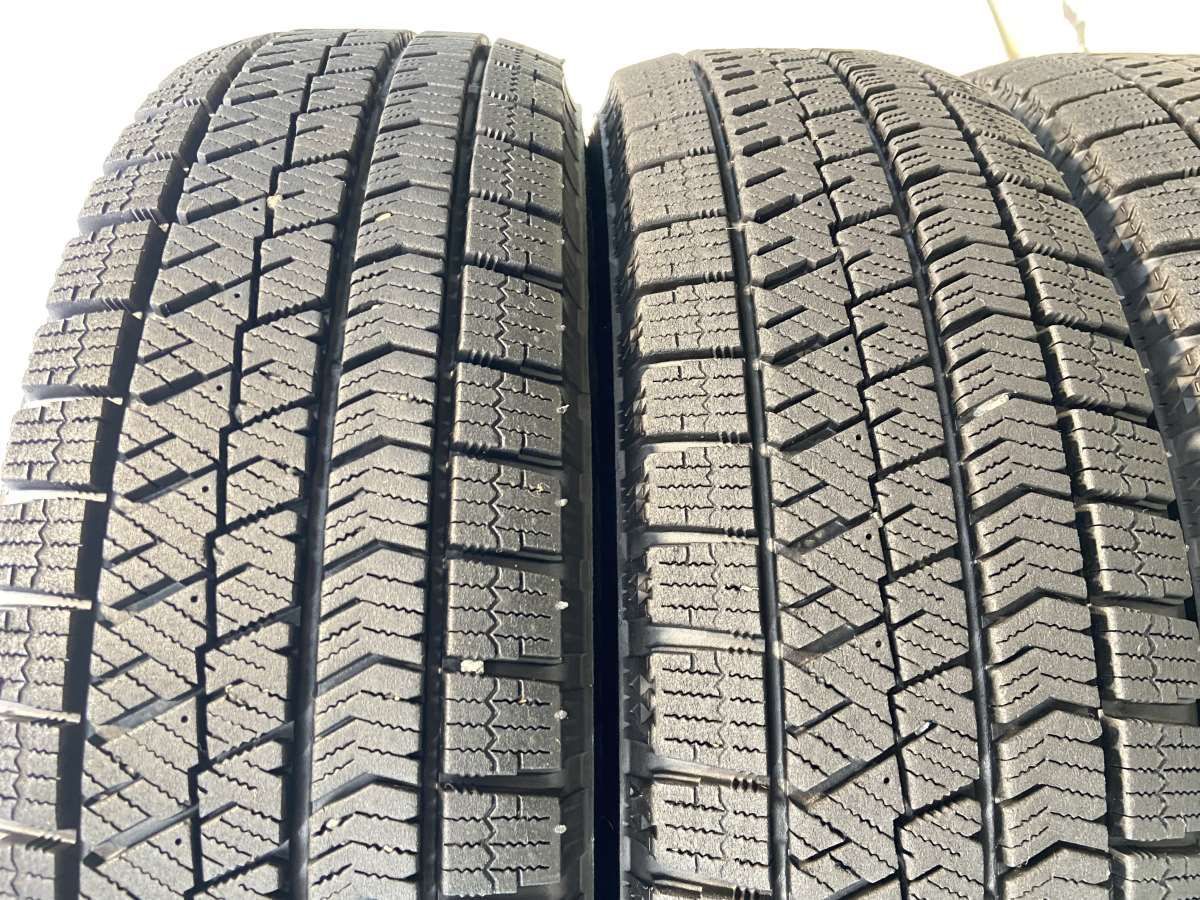 スタッドレスタイヤ