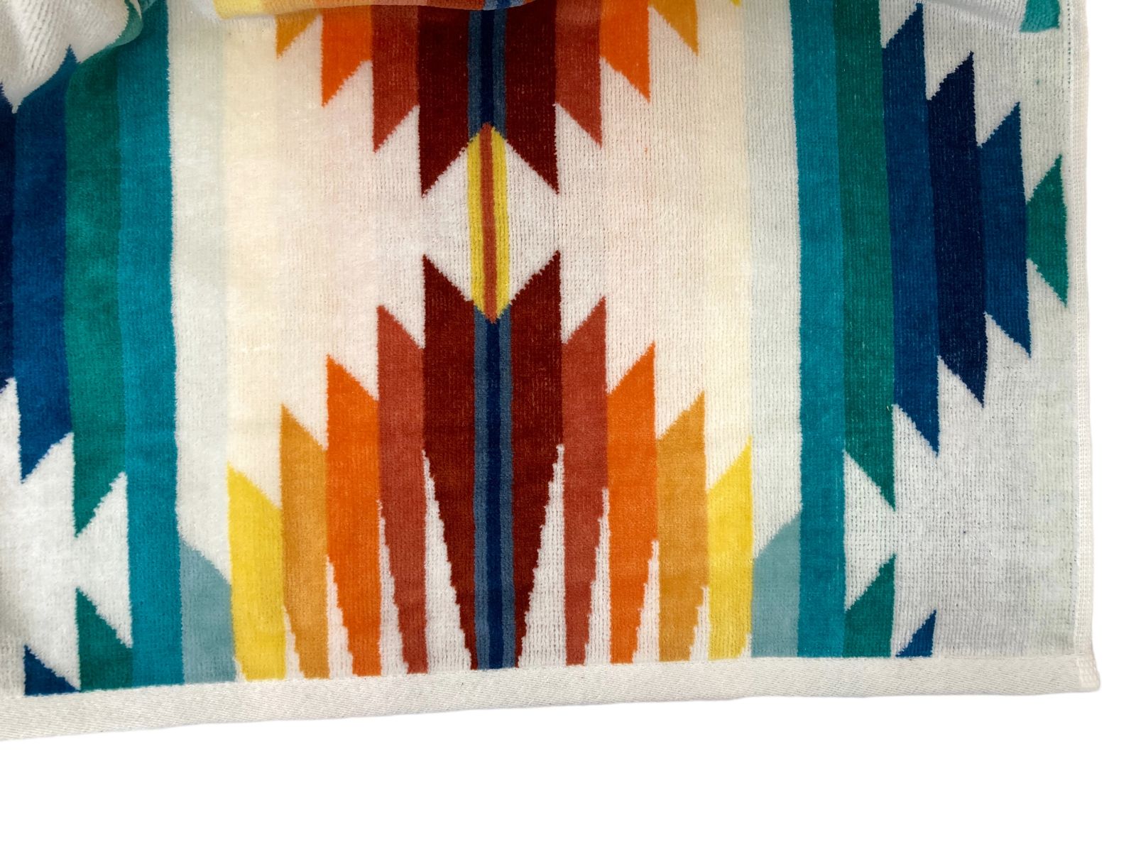 新品】 PENDLETON (ペンドルトン) Oversized Jacquard Spa Towel タオルケット ビーチタオル ブランケット  XB233-54663 アウトドア 雑貨/028 - メルカリ