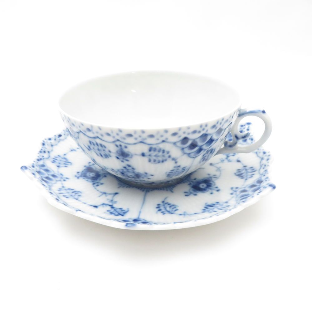 ROYAL COPENHAGEN ロイヤルコペンハーゲン ブルーフルーテッドフルレース ティーカップ＆ソーサー 1客 SC7947H1