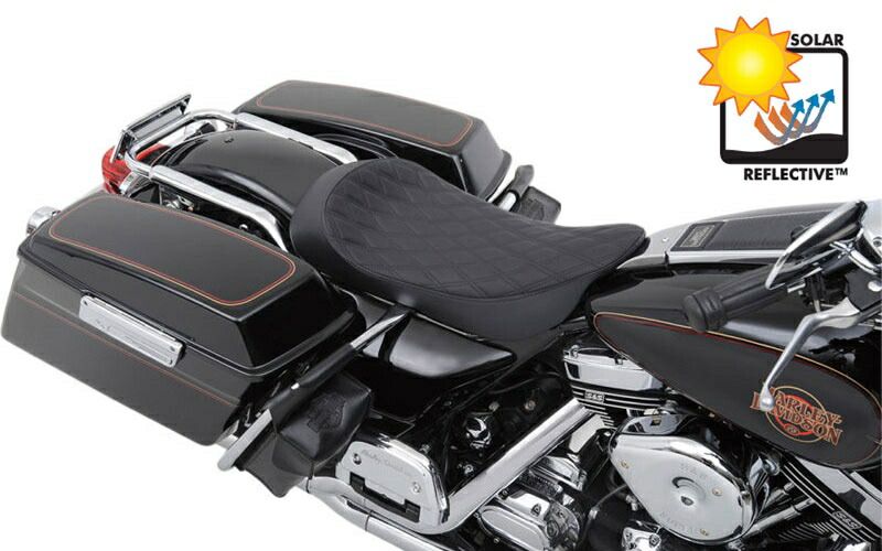 最高の品質！ ロープロファイル ソロシート 1999〜07年FLHR 2006〜07年FLHX|ダブルダイヤモンド|ブラックステッチ 激安で送料無料です！